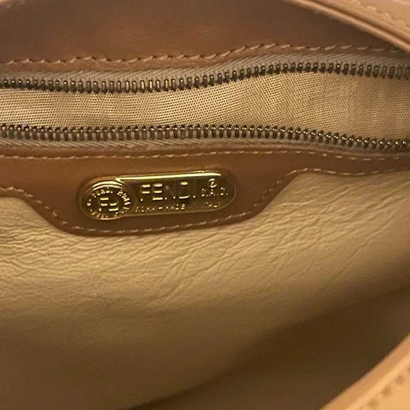 Fendi Tan Leather Shoulder Bag with Slouchy Design - Picture 10 of 11